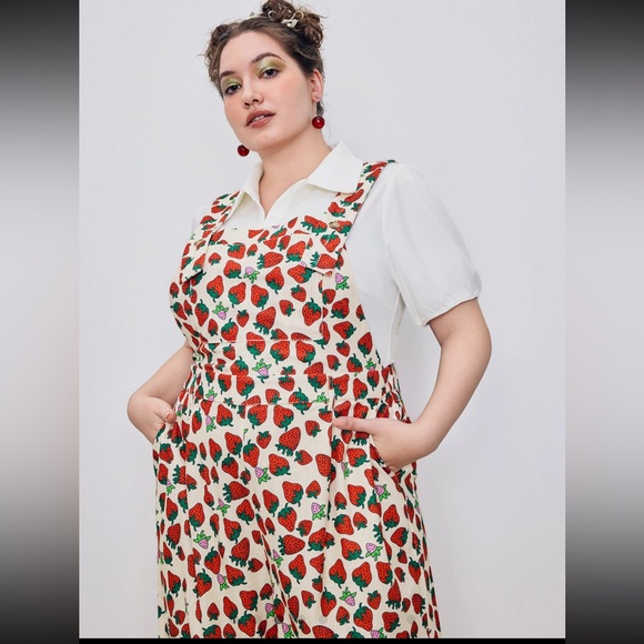 Cider Curve Strawberry Print Wide Leg Jumpsuit BNWT Size 4x - Picture 9 of 16